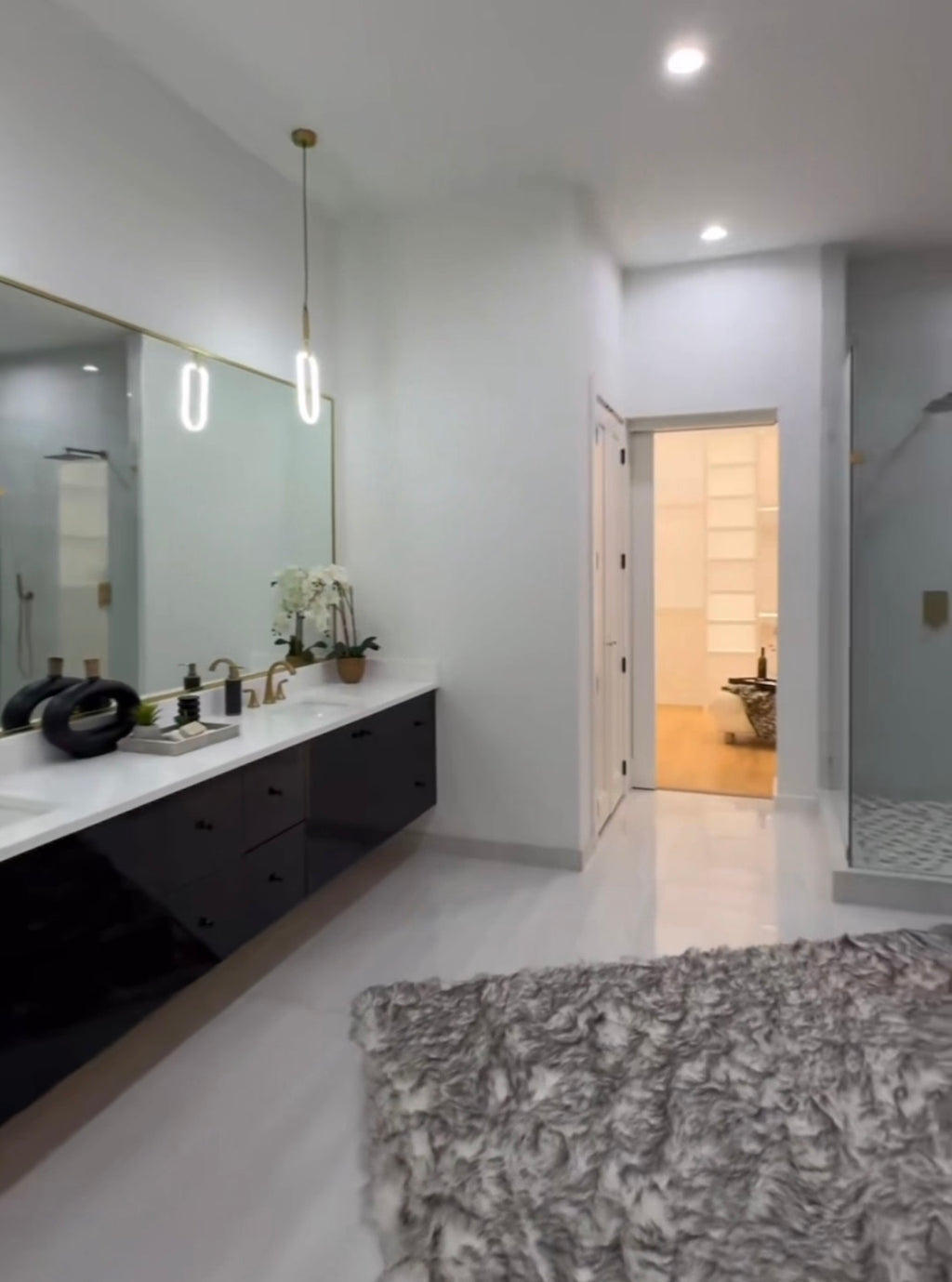 $700 Per Night Cypress TX Property