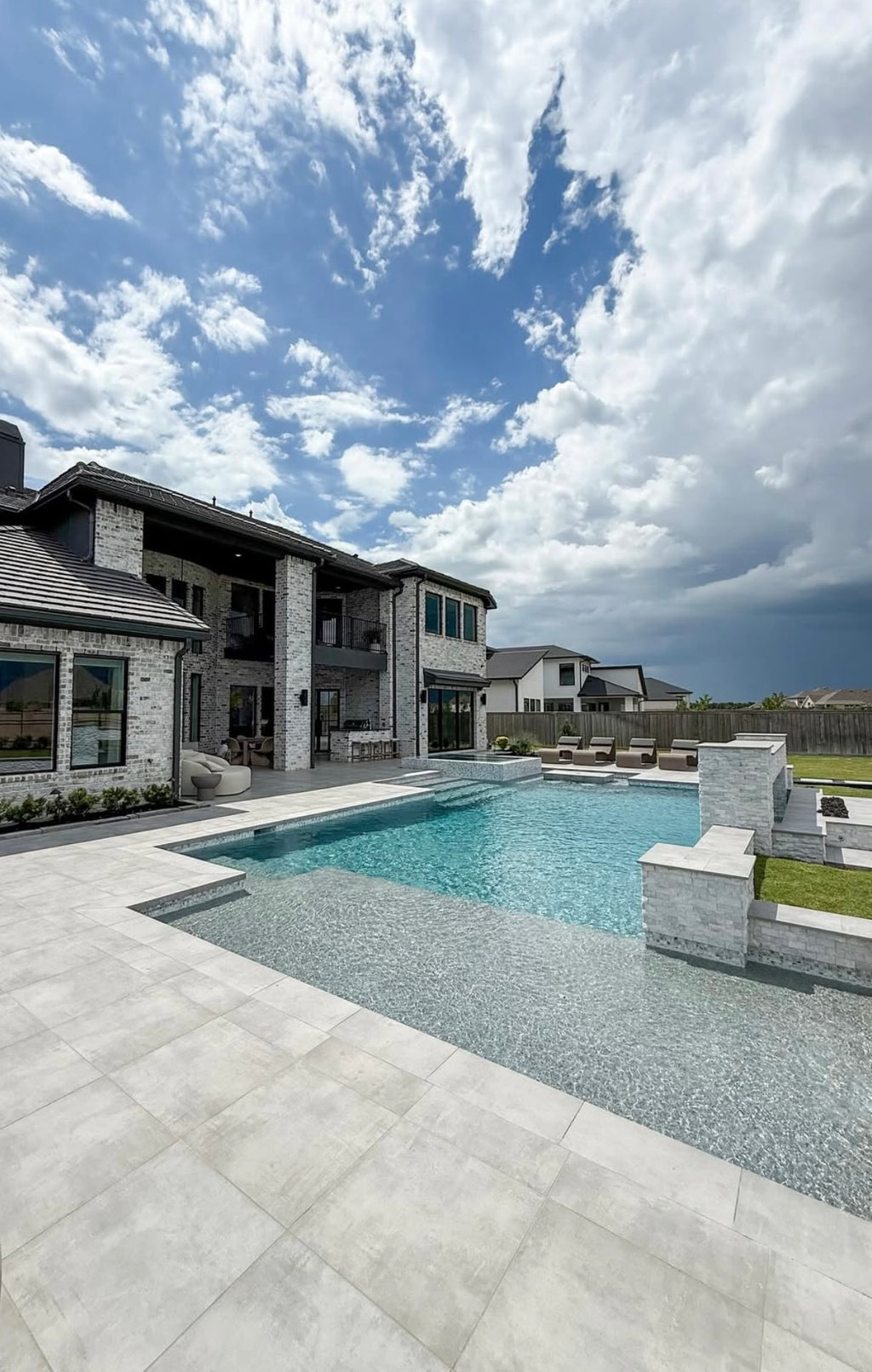 $800 Per Night Cypress TX Property